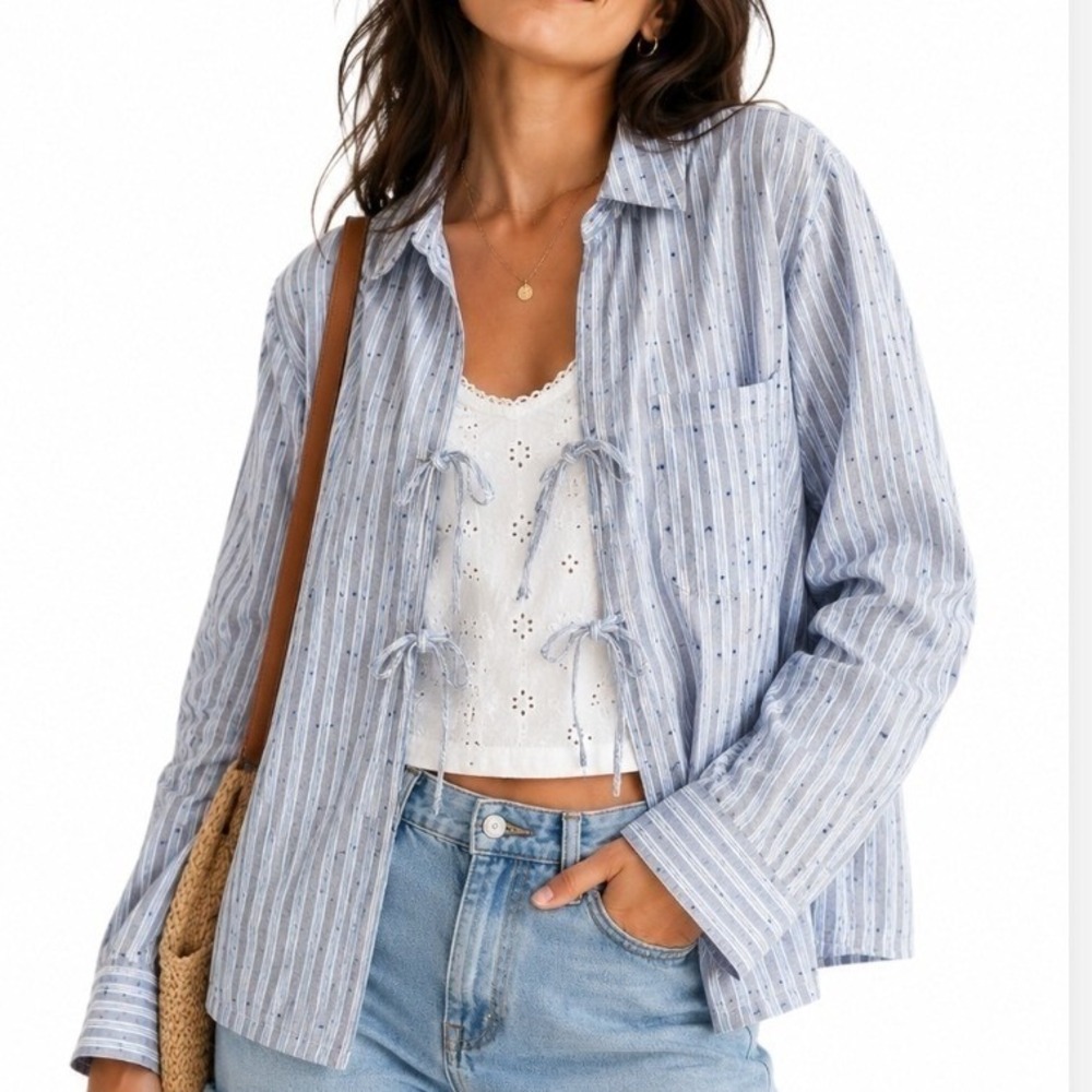 Aerie Blue White Striped Tie Front Cropped Cotton Shirt Long Sleeve Large Used